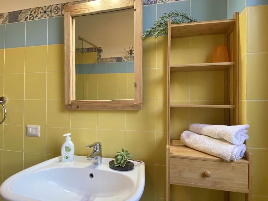 Taddore Green Lodge Galtellì エクステリア 写真
