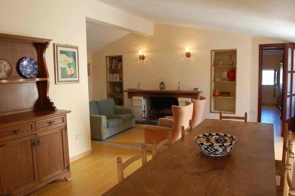 Taddore Green Lodge Galtellì エクステリア 写真